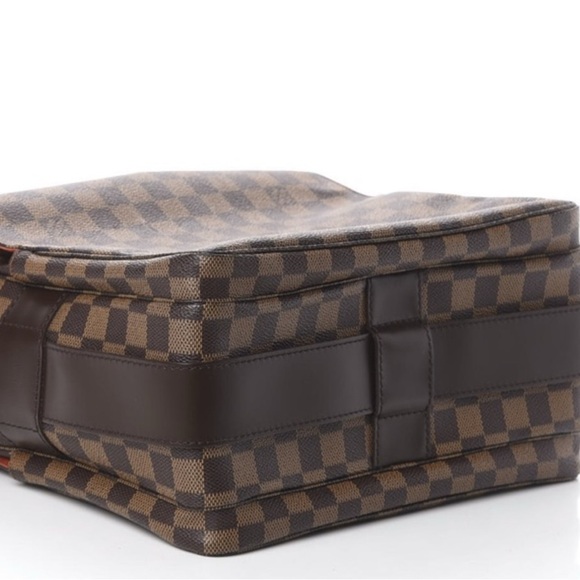 ✨💎 UNISEX💎 ✨LOUIS VUITTON Naviglio Messenger Bag w/COA,Dustbag & GWP - Picture 4 of 11